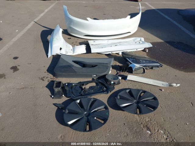 5YJ3E1EAXRF722001 Tesla Model 3 Long Range Dual Motor All-wheel Drive/rear-wheel Drive