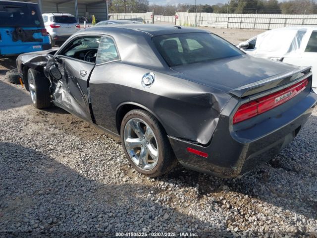 2C3CDYBT3EH299059 Dodge Challenger R/t