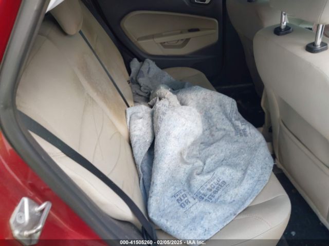 3FADP4BJ7FM223576 Ford FIESTA SE