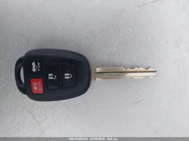4T1BF1FK3EU825127 Toyota CAMRY SE