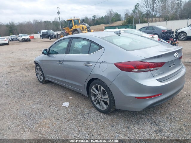 5NPD84LFXHH084814 Hyundai 2017