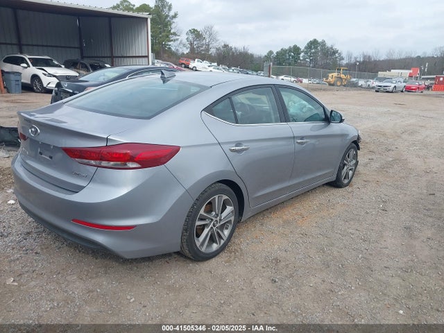 5NPD84LFXHH084814 Hyundai 2017