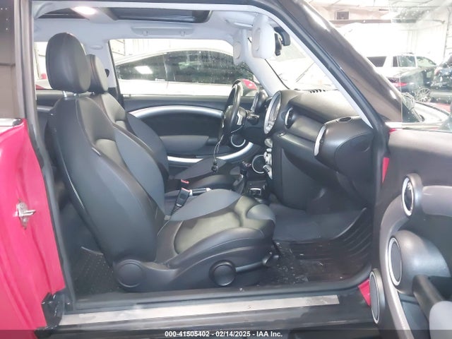 2008 MINI COOPER S CLUBMAN WMWMM33588TP89732 Photo 4