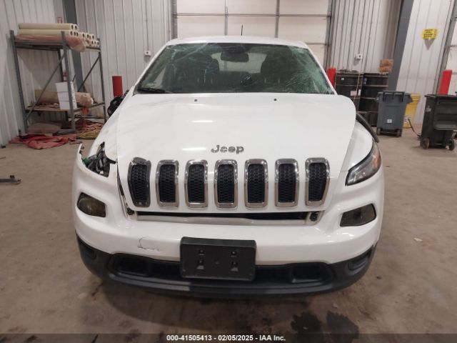 1C4PJLAB3HW561735 Jeep Cherokee Sport