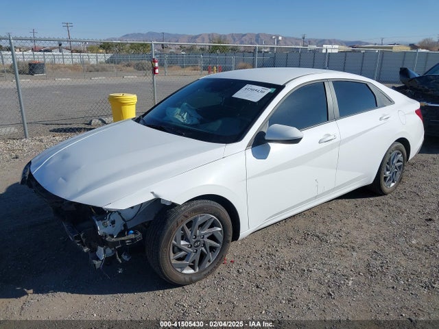 Hyundai ELANTRA SEL 2024 KMHLM4DG0RU672030 Image 2