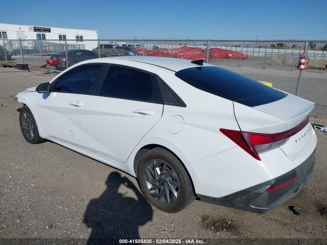 Hyundai ELANTRA SEL 2024 KMHLM4DG0RU672030 Image 3