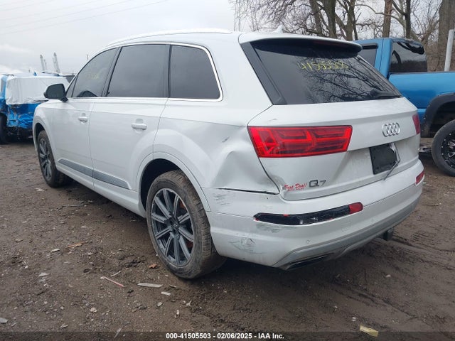 2017 AUDI Q7 WA1VAAF76HD041387 Photo 2