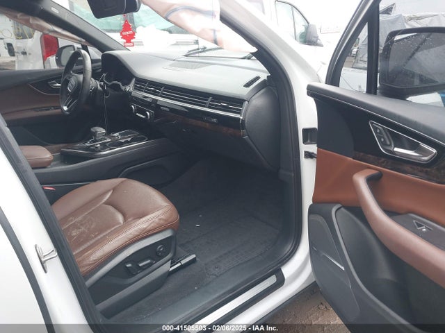 2017 AUDI Q7 WA1VAAF76HD041387 Photo 4