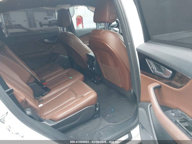 2017 AUDI Q7 WA1VAAF76HD041387 Photo 7