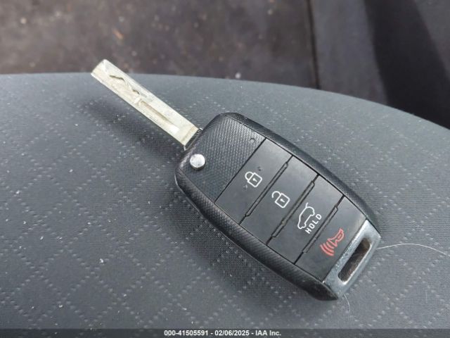 5XYPGDA56KG522401 KIA Sorento 3.3l Lx