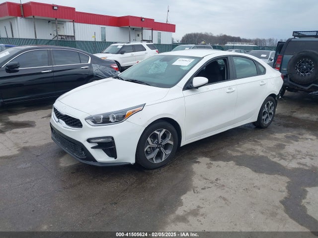KIA Forte Lxs 2021 3KPF24AD7ME311189 Image 2