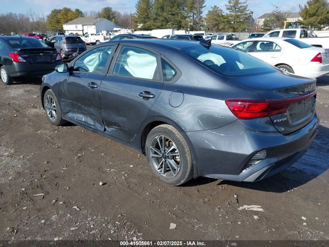 3KPF24AD1PE611993 KIA Forte Lxs