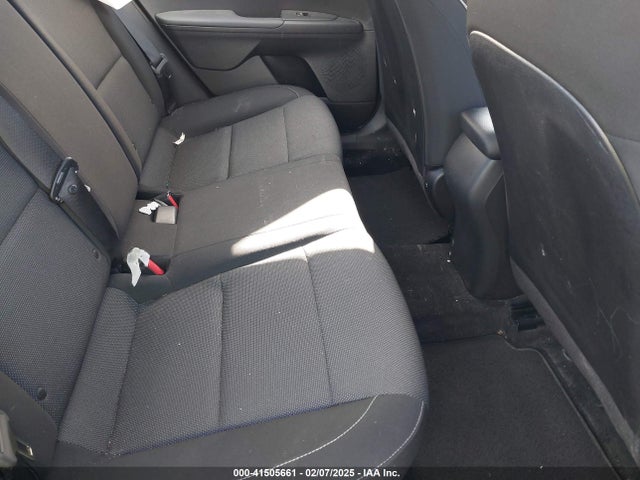 3KPF24AD1PE611993 KIA Forte Lxs