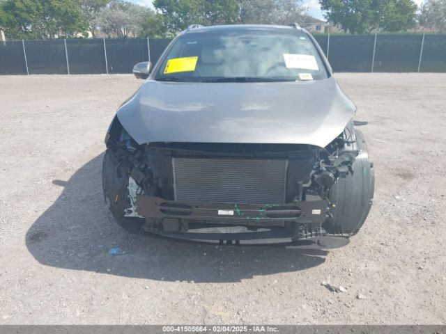 5XYPK4A53HG202105 KIA Sorento 3.3l Sxl