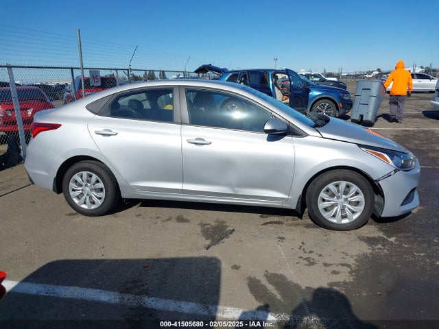 Hyundai ACCENT SE 2020 3KPC24A61LE117213 Image 14