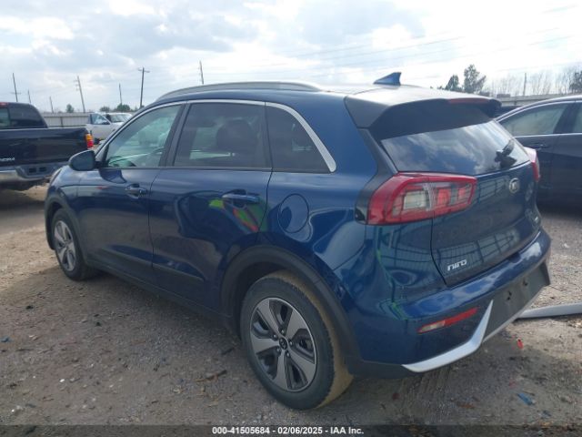 KNDCB3LCXK5307034 KIA NIRO LX