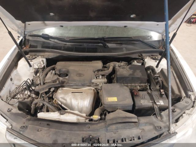 4T1BF1FK1EU303824 Toyota CAMRY LE