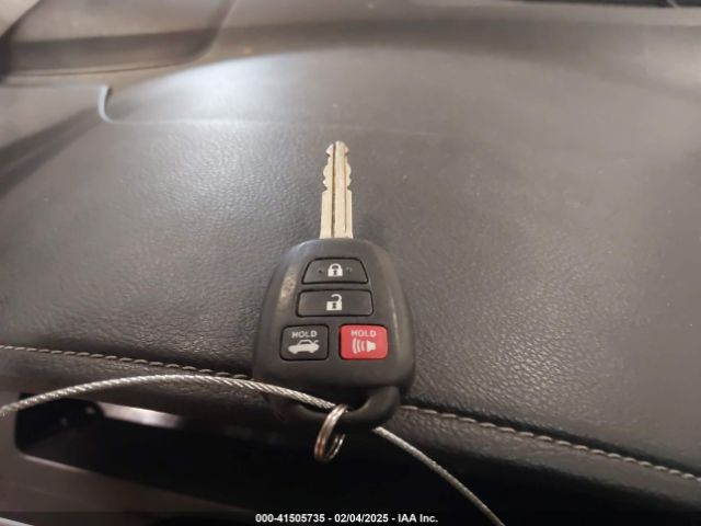 4T1BF1FK1EU303824 Toyota CAMRY LE