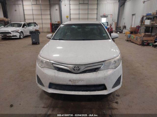 4T1BF1FK1EU303824 Toyota CAMRY LE