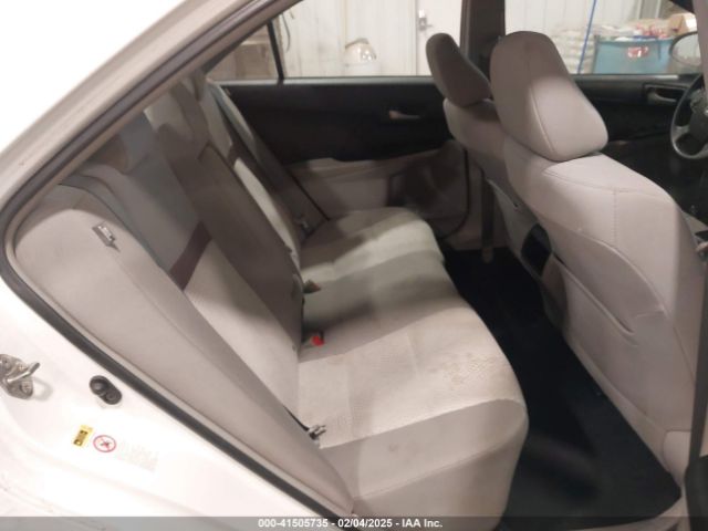 4T1BF1FK1EU303824 Toyota CAMRY LE