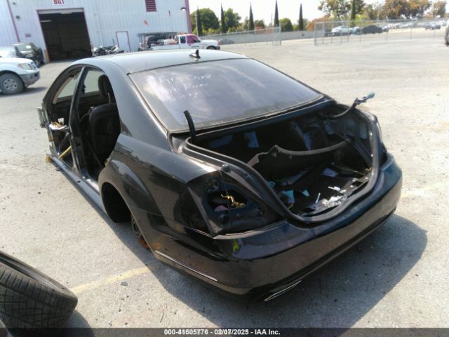 2012 MERCEDES-BENZ S 550 WDDNG7DB6CA426463 Photo 2
