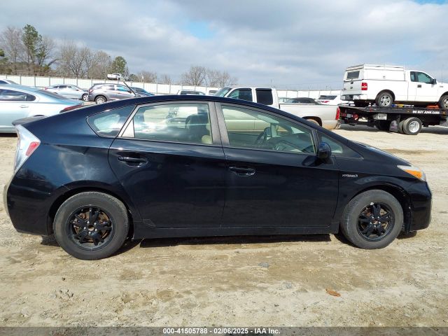 JTDKN3DU9E1810558 Toyota Prius Two