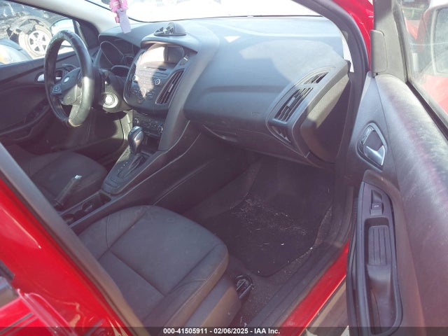 Ford FOCUS SE 2015 1FADP3F25FL202479 Image 5