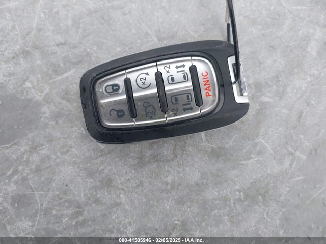 Chrysler Pacifica Touring L 2024 2C4RC1BG3RR165624 Image 11
