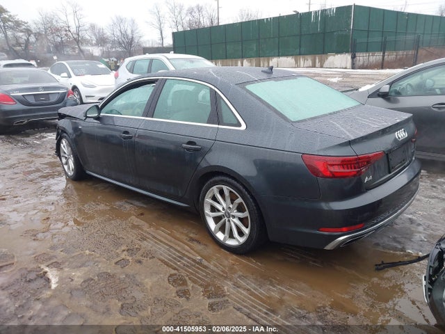 2019 AUDI A4 WAUENAF42KN012581 Photo 2