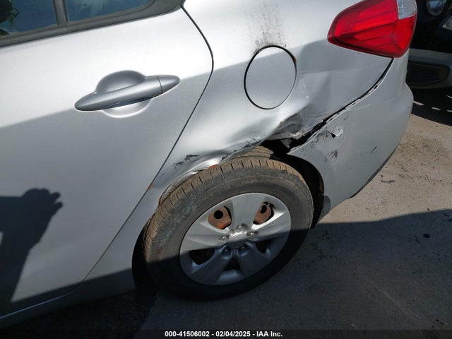 KIA FORTE LX 2016 KNAFK4A69G5518780 Image 6