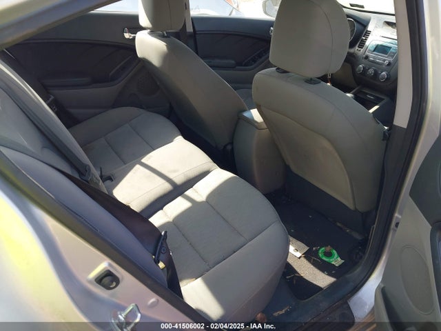 KIA FORTE LX 2016 KNAFK4A69G5518780 Image 8