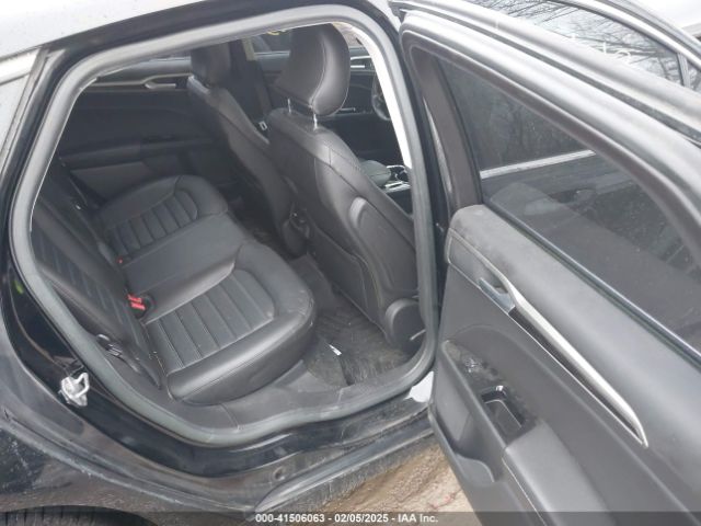 3FA6P0HD7GR171745 Ford FUSION SE