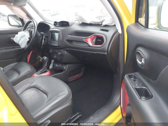 ZACCJBCB6JPH00488 Jeep Renegade Trailhawk 4x4