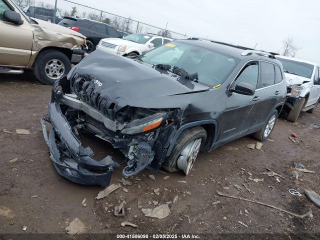 1C4PJLCB5FW721589 Jeep Cherokee Latitude