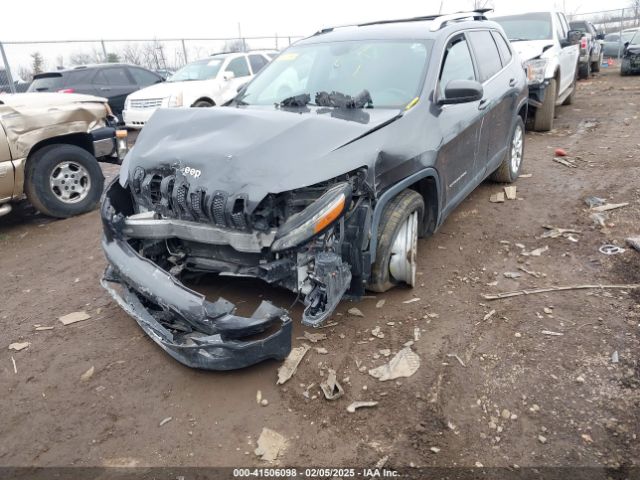 1C4PJLCB5FW721589 Jeep Cherokee Latitude