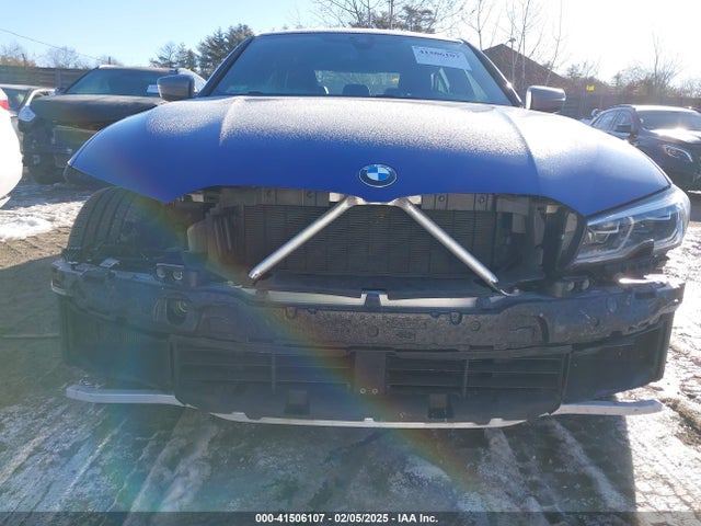 3MW5U9J01N8C30444 BMW M340I