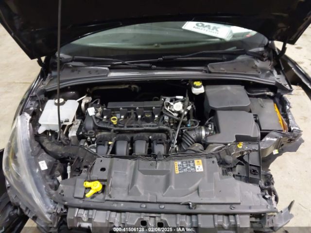 1FADP3M23JL243205 Ford FOCUS SEL