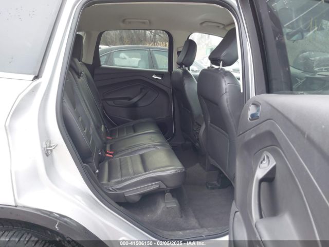 1FMCU0HDXJUC01113 Ford ESCAPE SEL