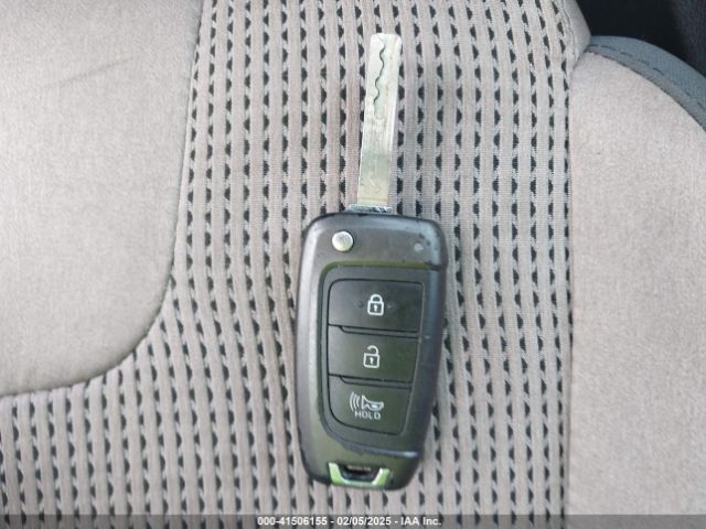 5NMS23AD7LH218575 Hyundai Santa Fe Se