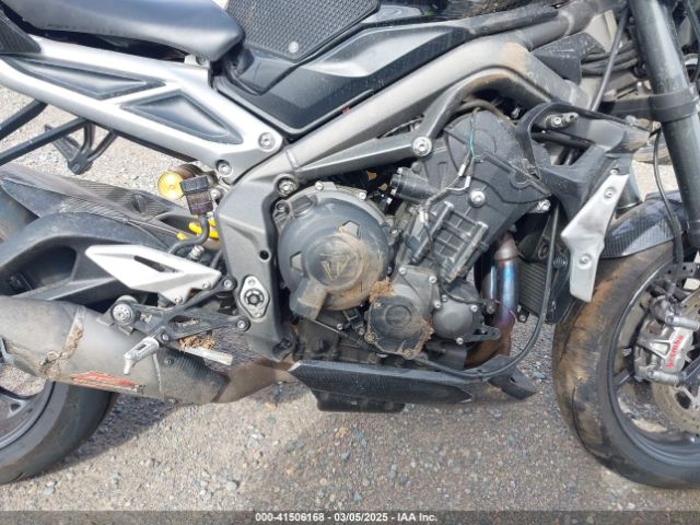 2020 TRIUMPH MOTORCYCLE STREET TRIPLE SMTA554S4LT978262 Photo 7