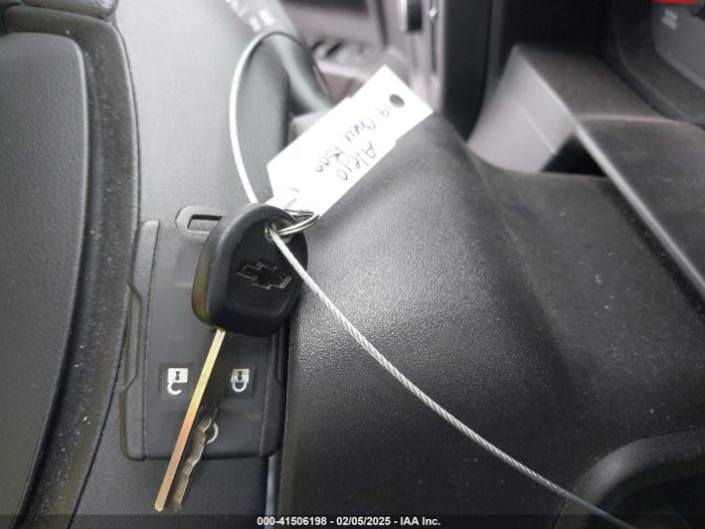 3GCPWBEH4KG227181 Chevrolet Silverado 1500 Custom