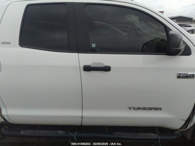 5TFUW5F12JX754538 Toyota Tundra Sr5 5.7l V8