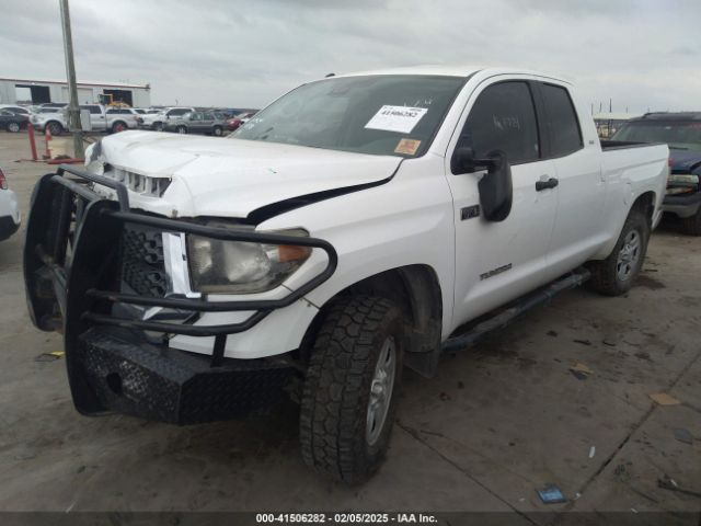 5TFUW5F12JX754538 Toyota Tundra Sr5 5.7l V8