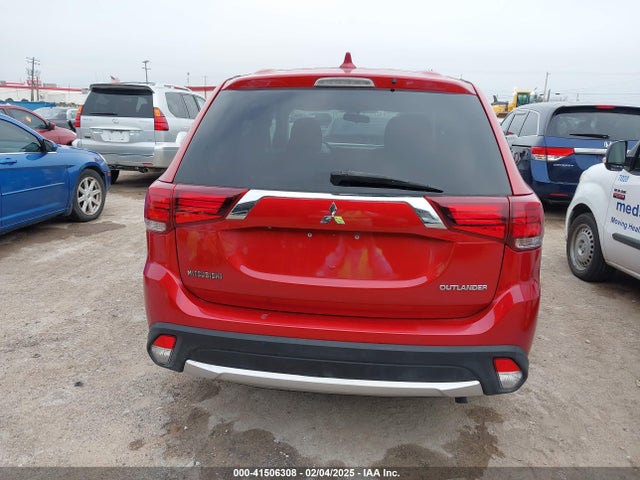 Mitsubishi Outlander Se 2018 JA4AD3A30JZ041884 Image 15