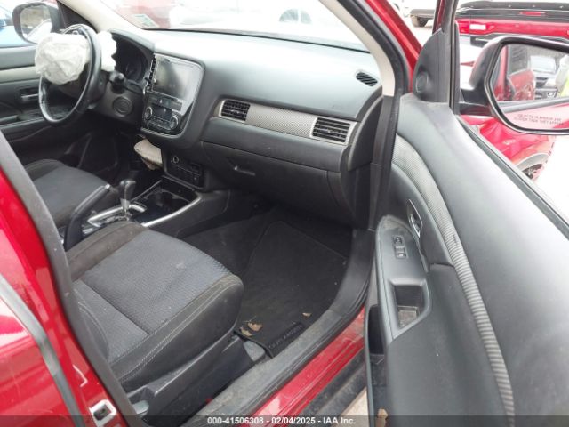 2018 MITSUBISHI OUTLANDER JA4AD3A30JZ041884 Photo 4