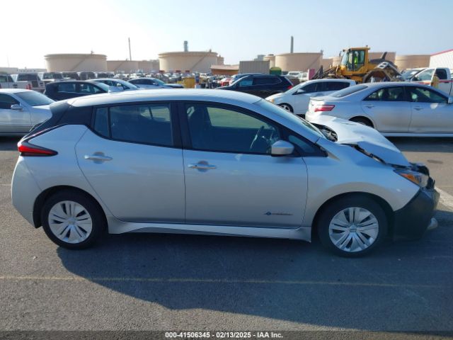 1N4AZ1CP3JC302221 Nissan LEAF S
