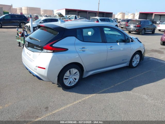 1N4AZ1CP3JC302221 Nissan LEAF S