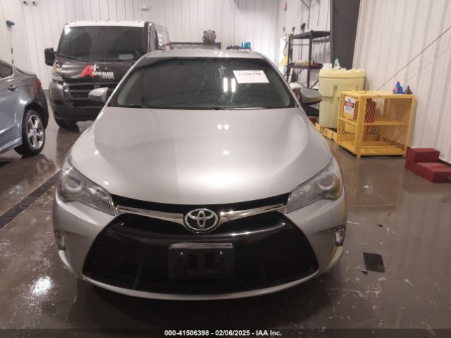 4T1BF1FK5HU330917 Toyota CAMRY SE