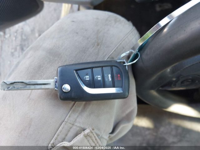 JTDEPMAE7MJ121269 Toyota COROLLA LE