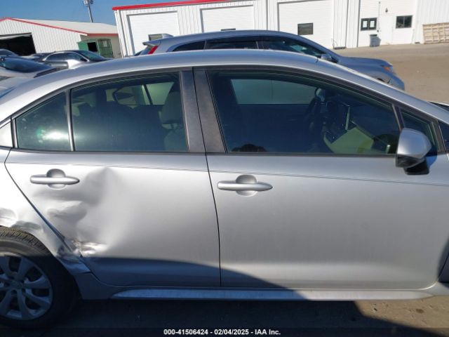 JTDEPMAE7MJ121269 Toyota COROLLA LE